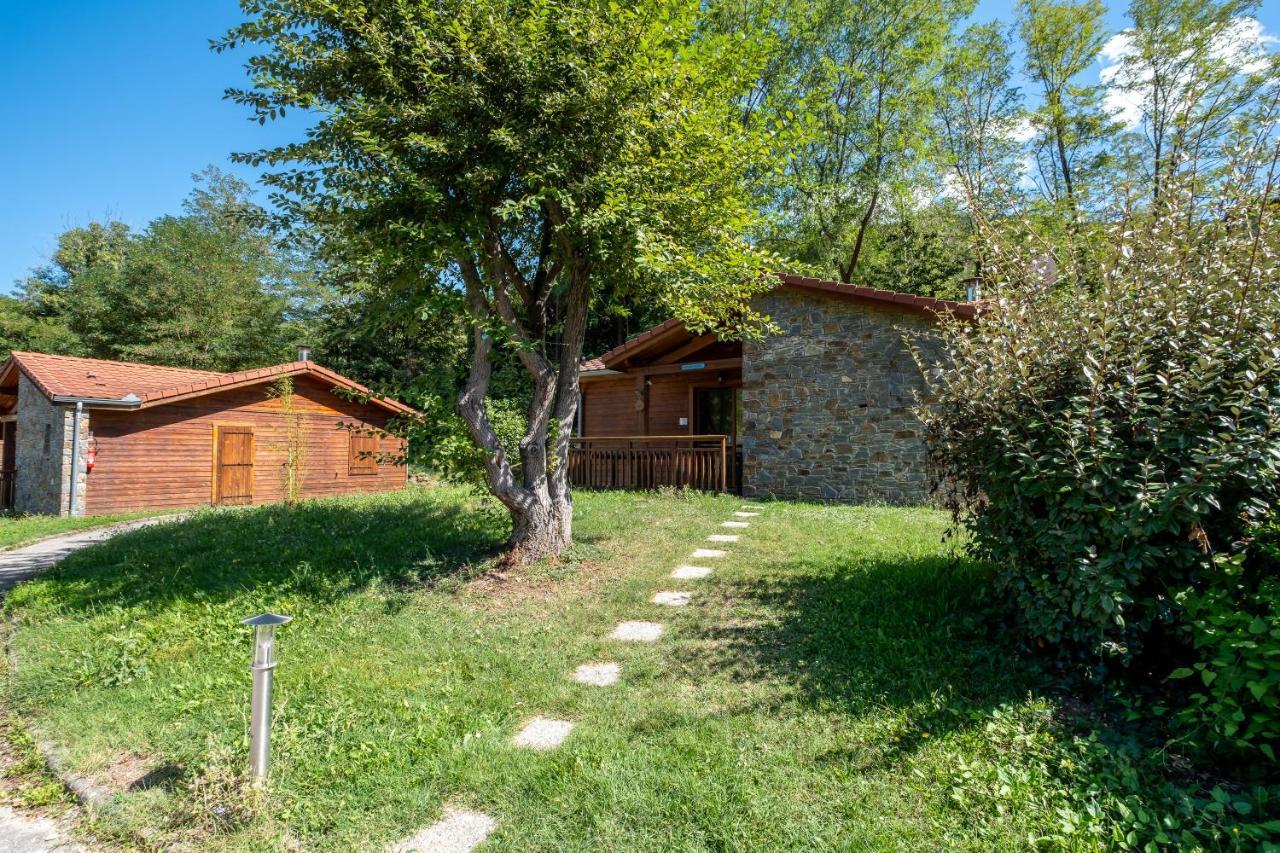 Le Hameau Du Comte De Foix - 11 Chalets En Ariege Mercus-Garrabet Exterior foto